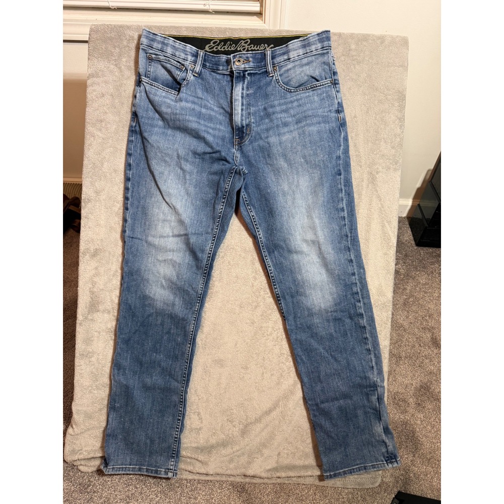 Eddie Bauer Mens Straight Leg Jeans Medium Wash Blue Denim 34x30